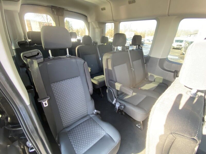2022 Ford Transit Passenger Wagon XLT Bristol  PA