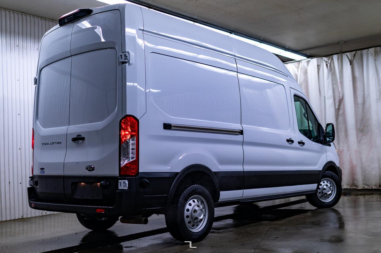 2022 Ford Transit T-250 AWD High Roof Cargo Van Nav BCam Red Deer AB