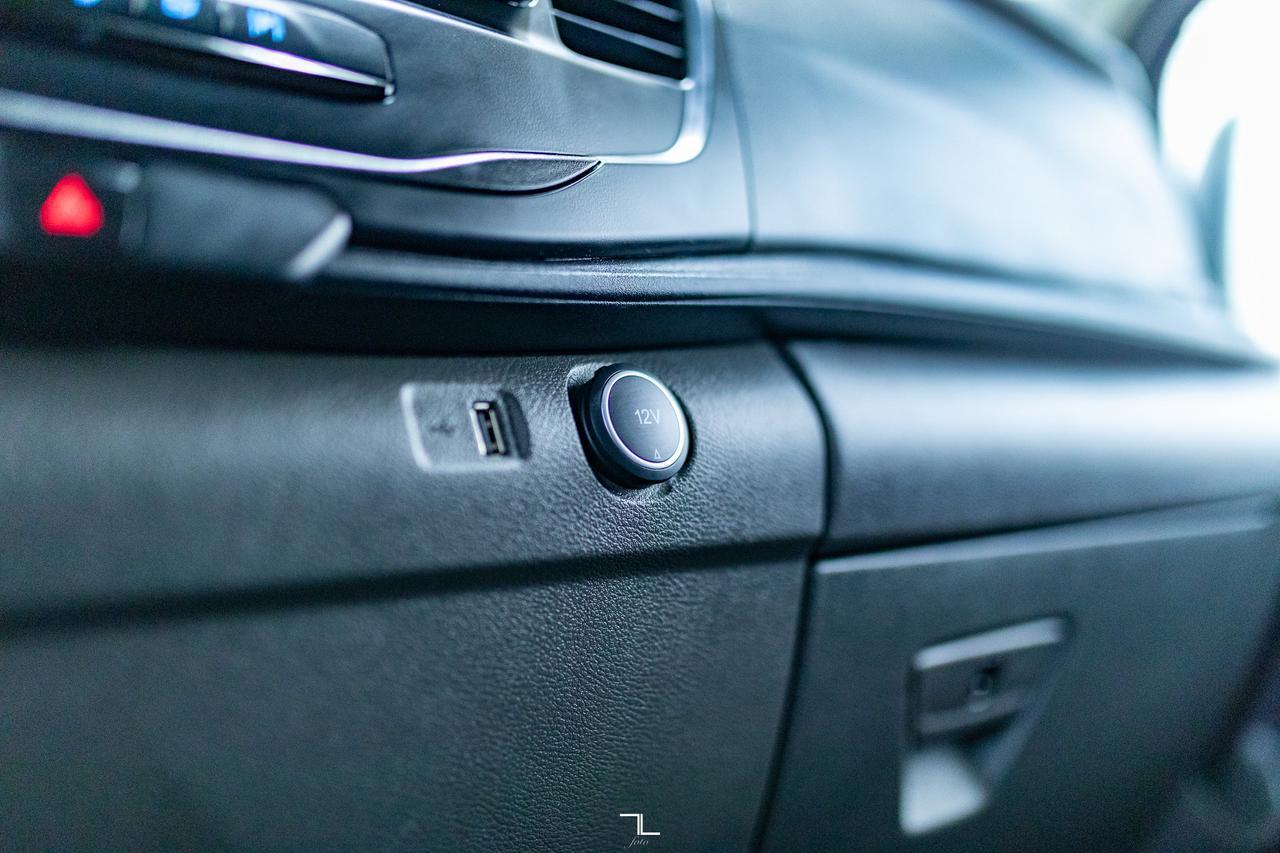 2022 Ford Transit T-250 AWD High Roof Cargo Van Nav BCam Red Deer AB