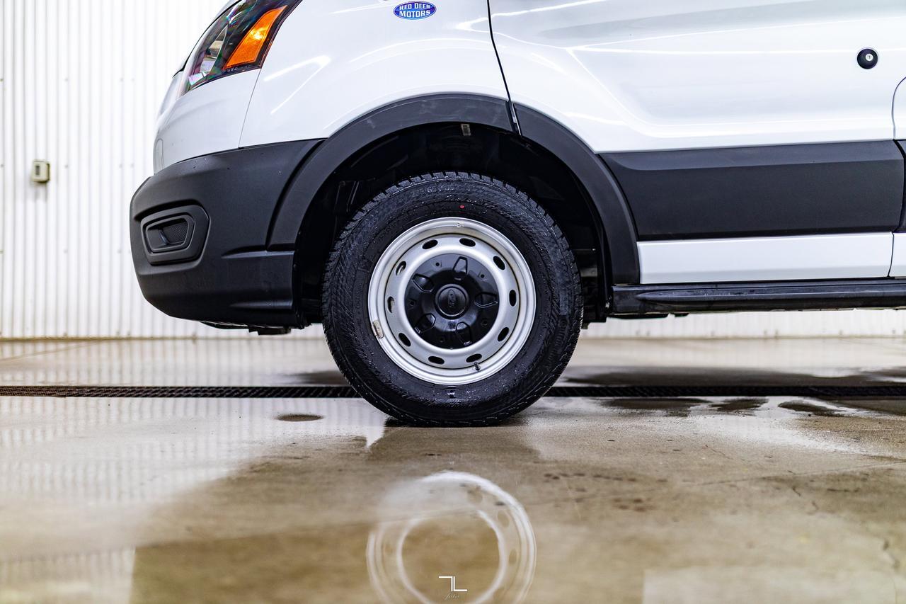 2022 Ford Transit T-250 Medium Roof Cargo Van BCam Red Deer AB