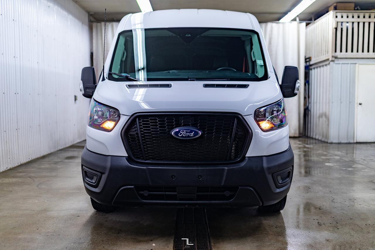 2022 Ford Transit T-250 Medium Roof Cargo Van BCam Red Deer AB