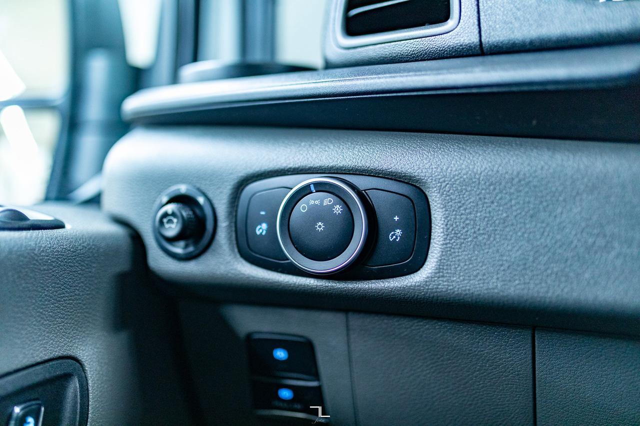 2022 Ford Transit T-250 Medium Roof Cargo Van BCam Red Deer AB