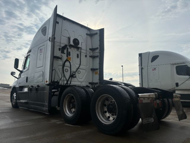 2022 Freightliner Cascadia 126 . Seville OH