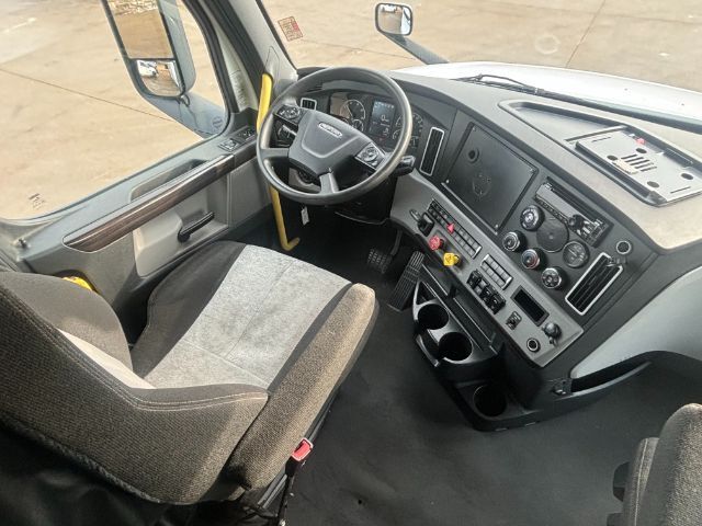 2022 Freightliner Cascadia 126 . Seville OH