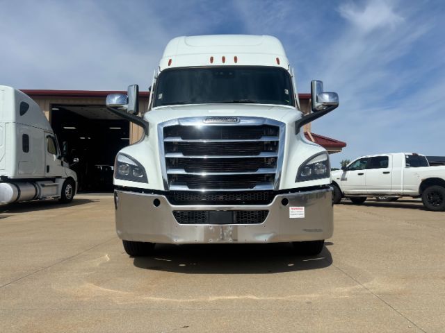 2022 Freightliner Cascadia 126 .