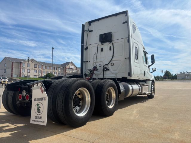 2022 Freightliner Cascadia 126 . Seville OH