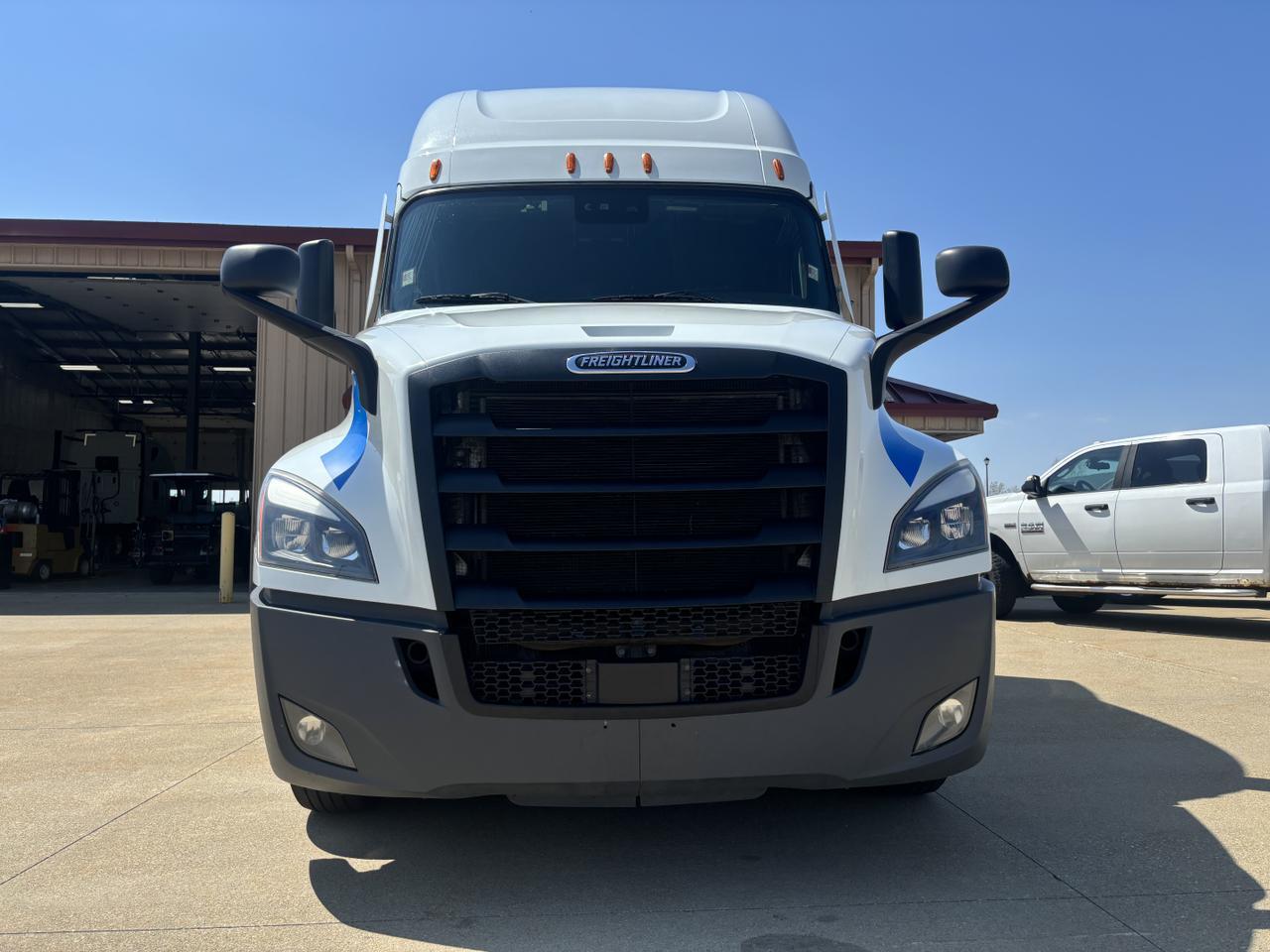 2022 Freightliner Cascadia 126 .