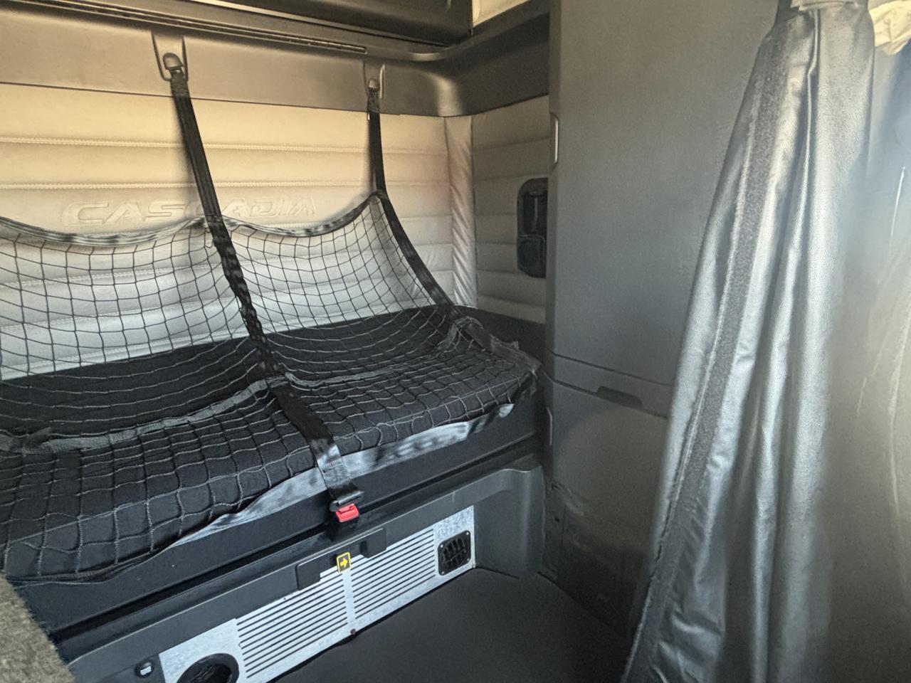 2022 Freightliner Cascadia 126 . Seville OH