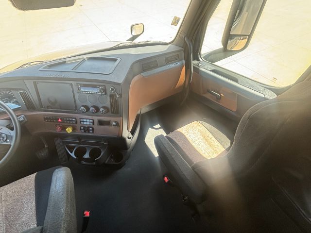 2022 Freightliner Cascadia 126 1 Seville OH