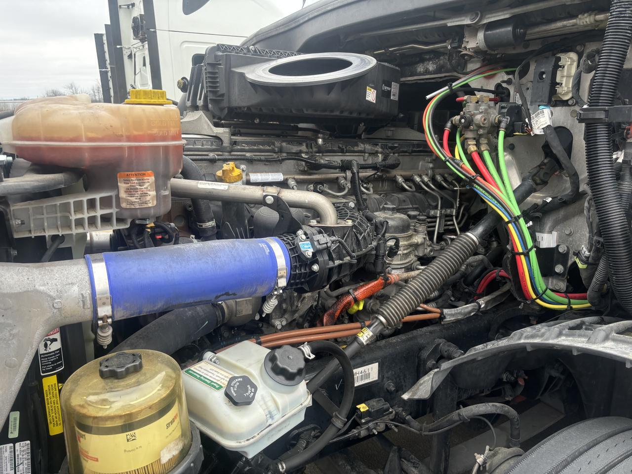 2022 Freightliner Cascadia 126 Gray Seville OH