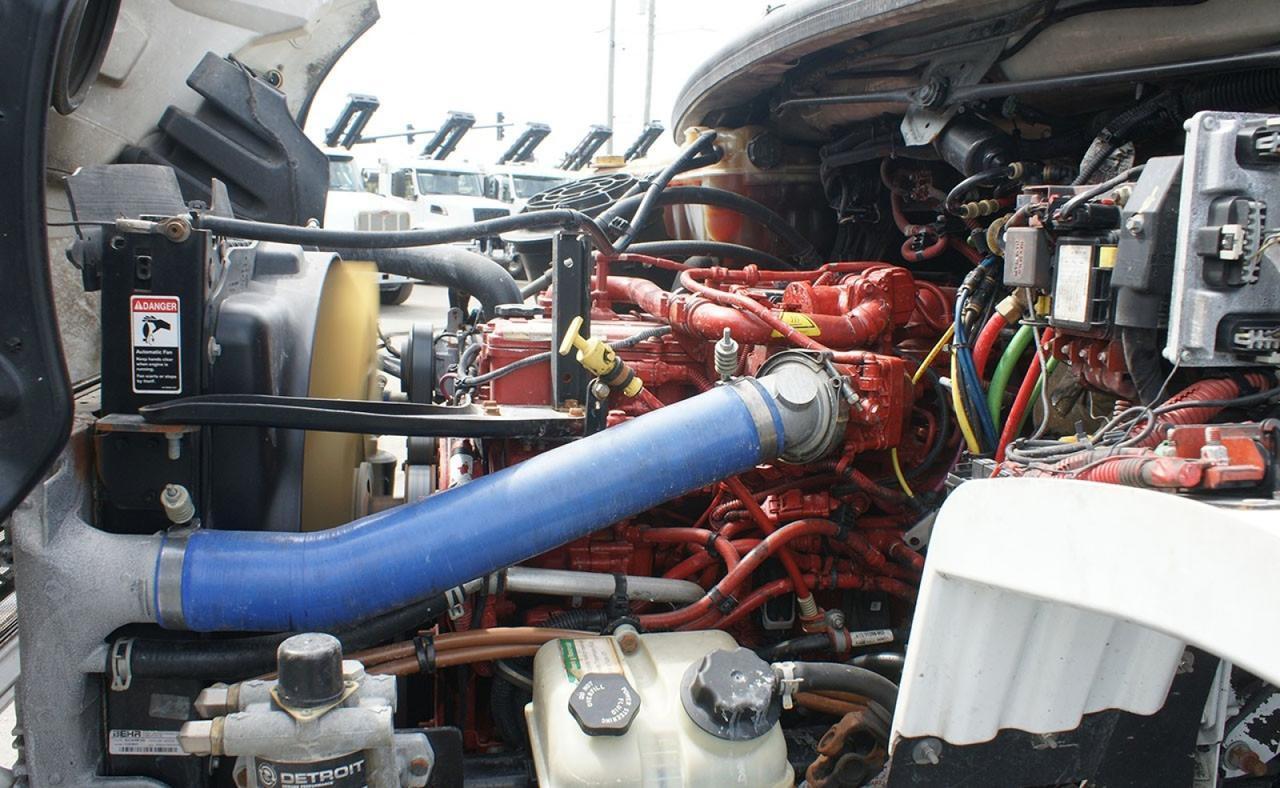 2022 Freightliner M2 106 25 Yard Pac Tech Rear Loader Garbage Truck Tampa FL