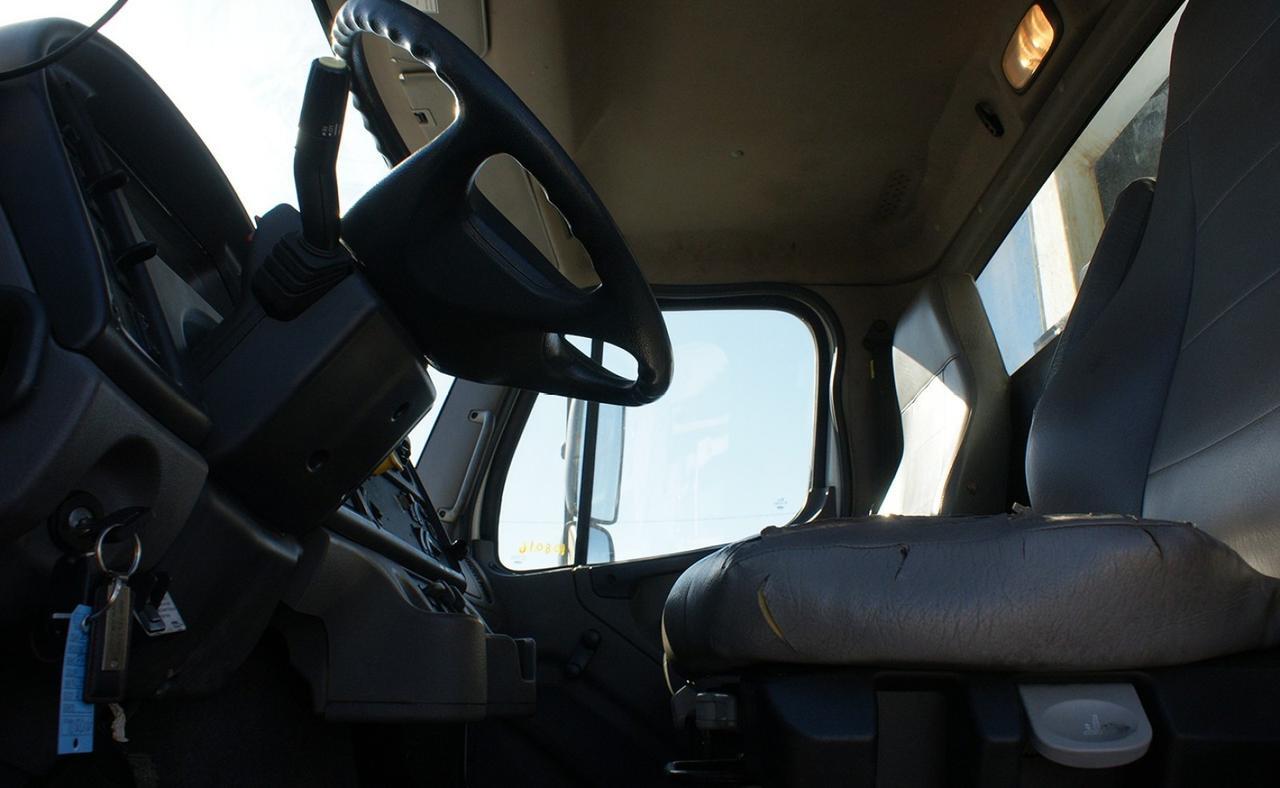 2022 Freightliner M2 106 25 yard Pac-Mac Rear Loader Tampa FL