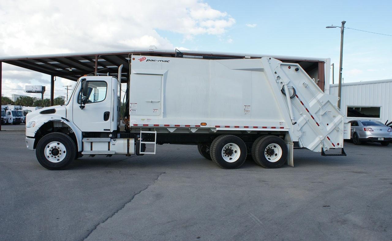 2022 Freightliner M2 106 25 yard Pac-Mac Rear Loader Tampa FL