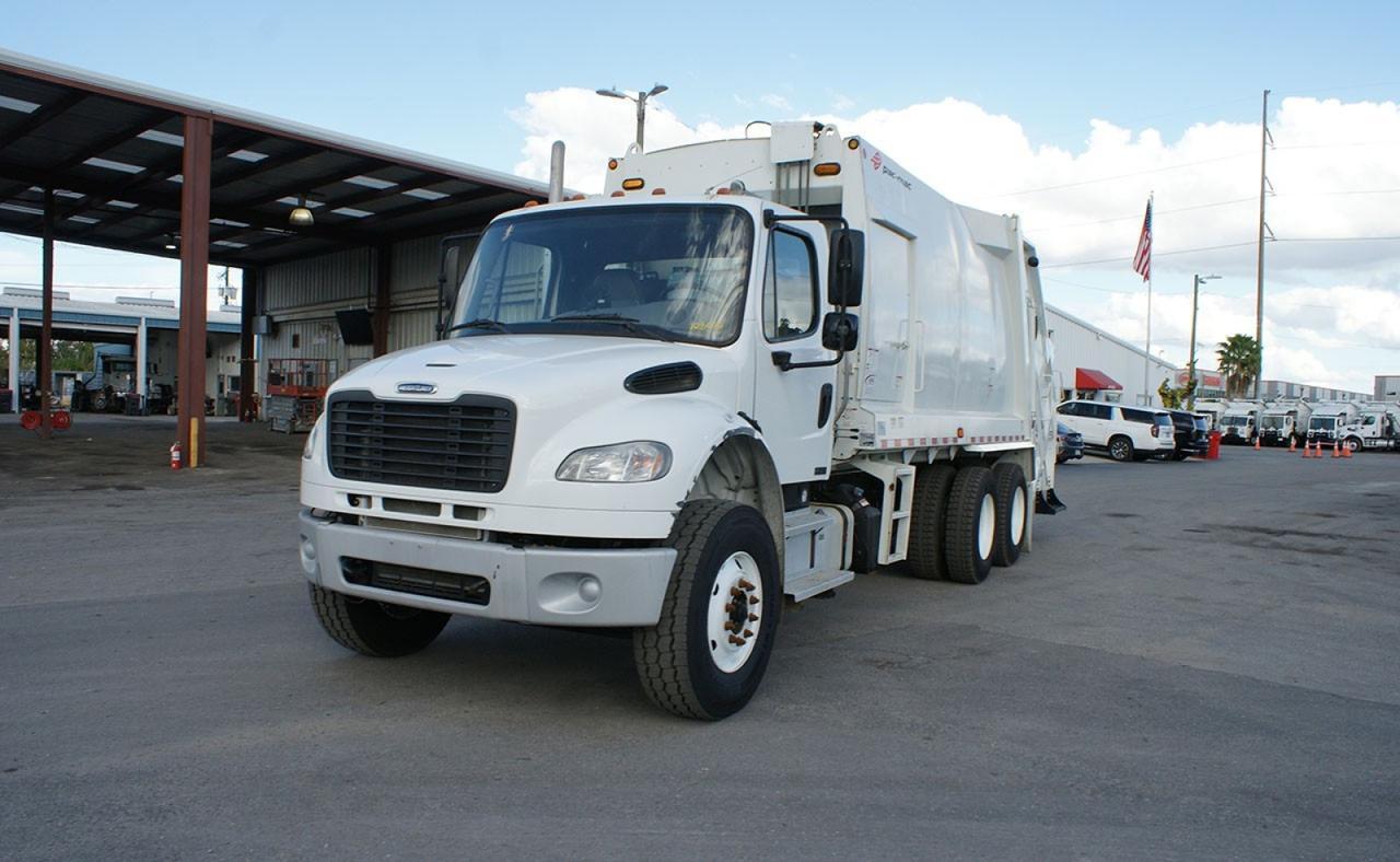 2022 Freightliner M2 106 25 yard Pac-Mac Rear Loader Tampa FL