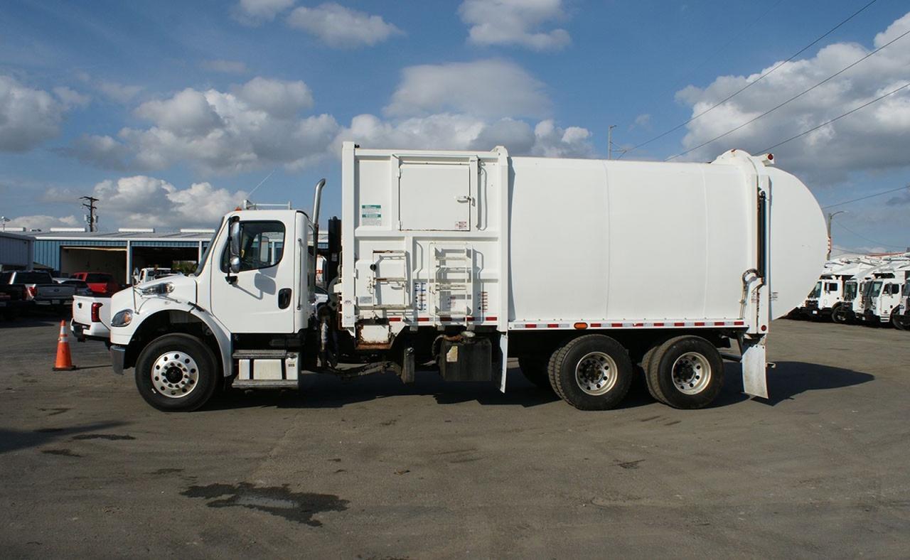2022 Freightliner M2 106 28 yard Pac-Tech Side Loader Garbage Truck Tampa FL