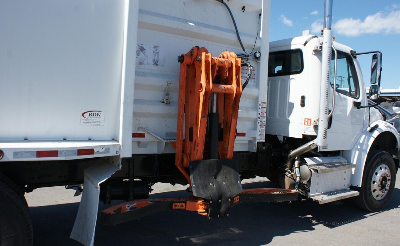 2022 Freightliner M2 106 31 yd Pac-Tech Side Loader Garbage Truck Tampa FL