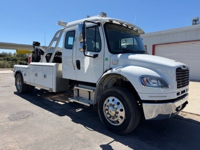 2022 Freightliner M2 106 Century 3212 16-Ton Wrecker