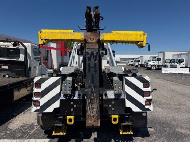 2022 Freightliner M2 106 Century 3212 16-Ton Wrecker
