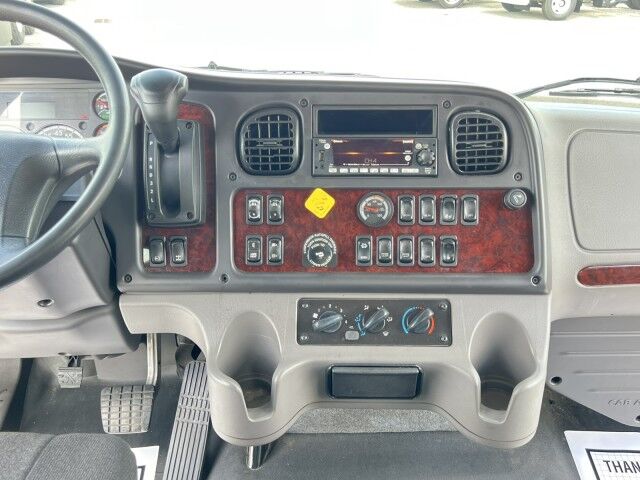 2022 Freightliner M2 106 Extended Cab 22&apos; Jerr-Dan Rollback Sharkbed Car Carrier Truck Miami FL