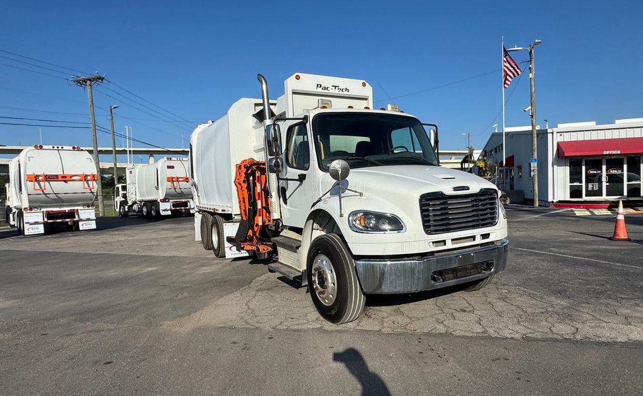 2022 Freightliner M2