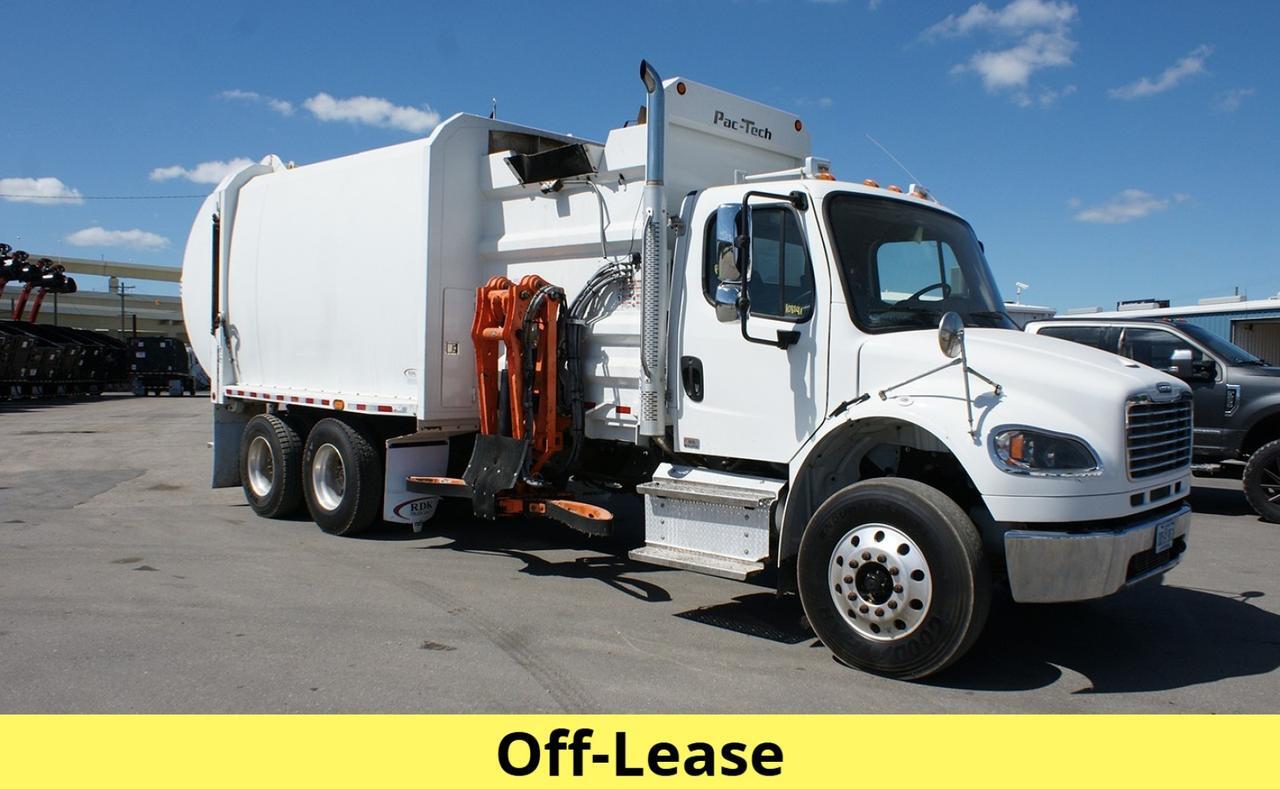 2022 Freightliner M2106