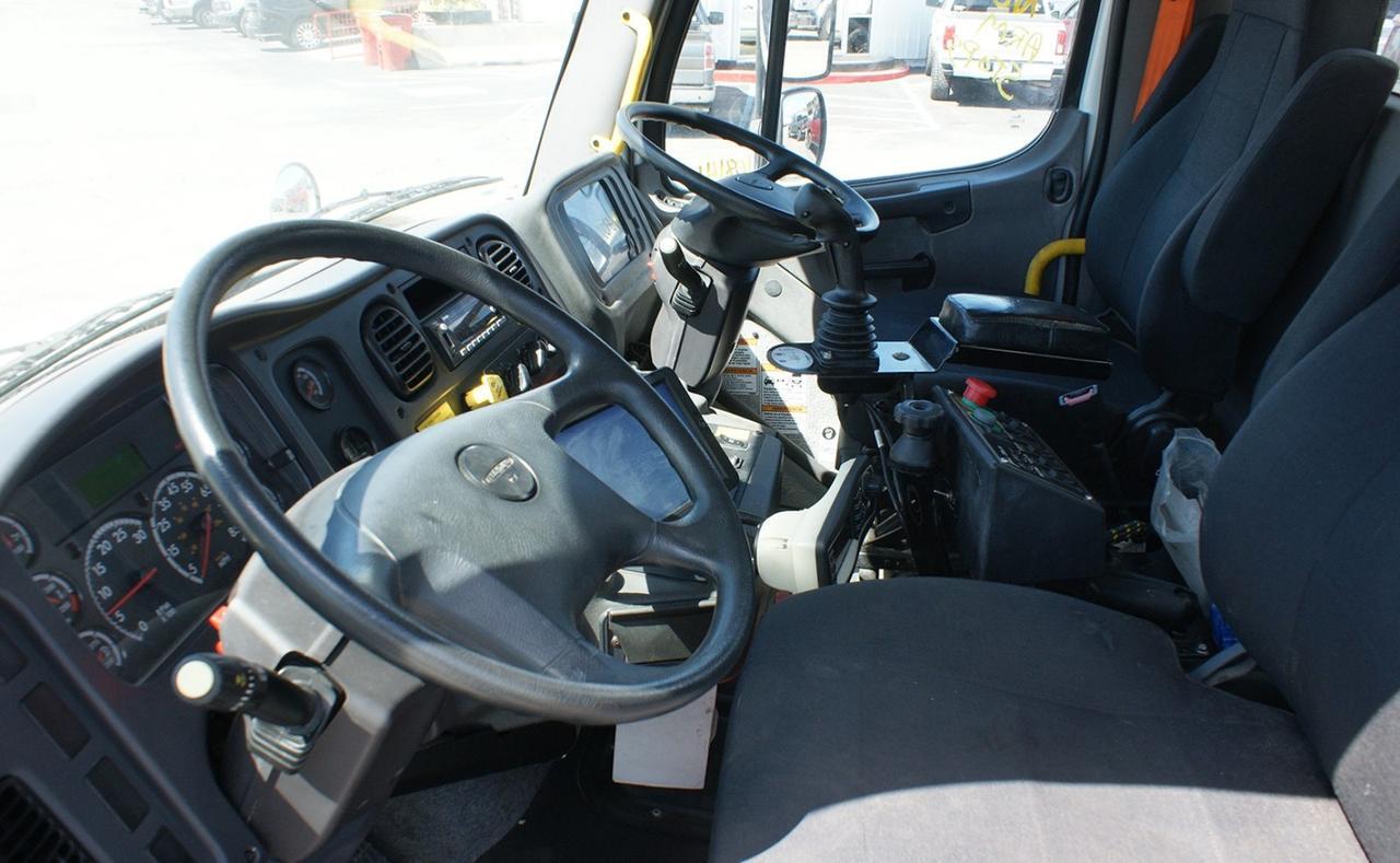 2022 Freightliner M2106 31 yard Pac-Tech Side Loader Garbage Truck Tampa FL