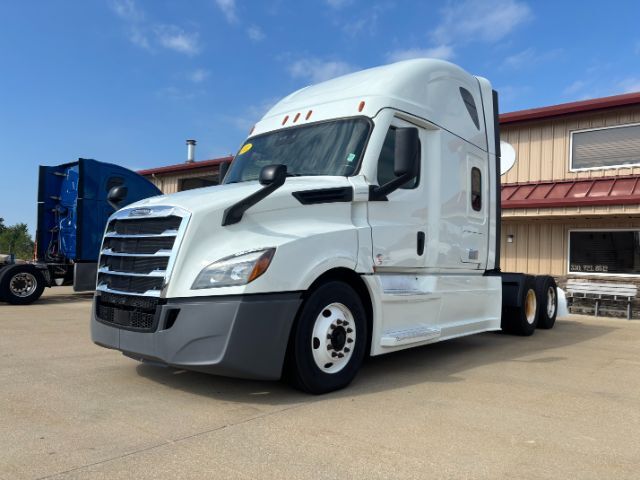 2022 Freightliner New Cascadia 126 .