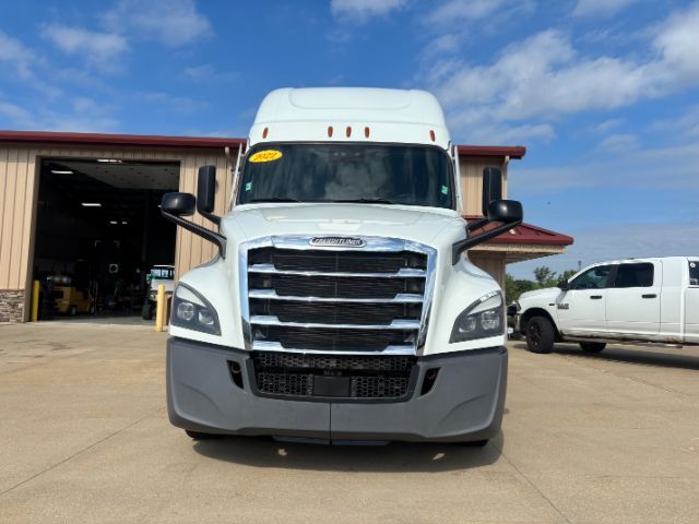 2022 Freightliner New Cascadia 126 .