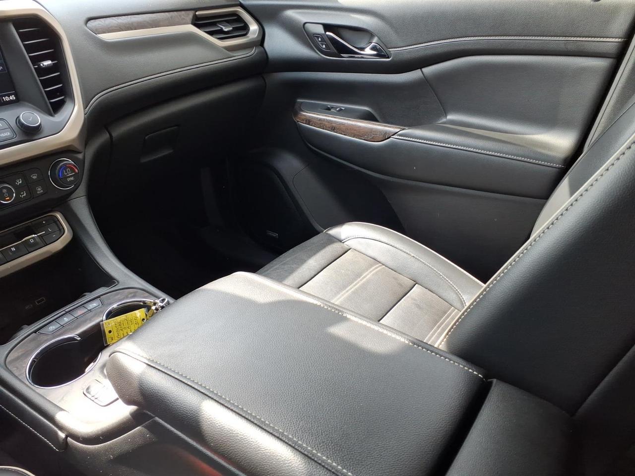 2022 GMC Acadia Denali Harlingen TX