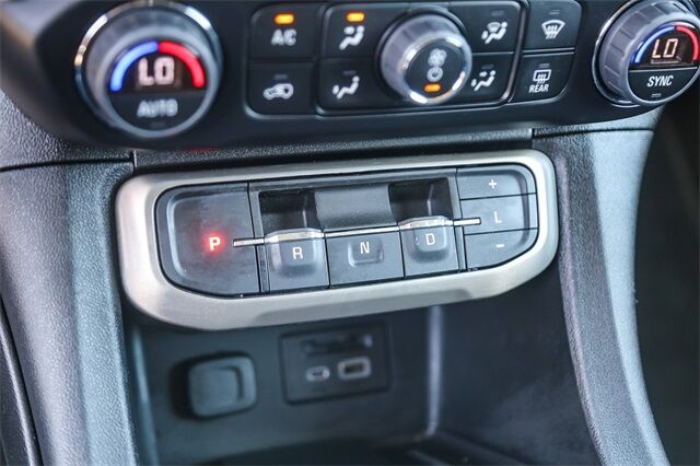 2022 GMC Acadia Denali Glendale CA
