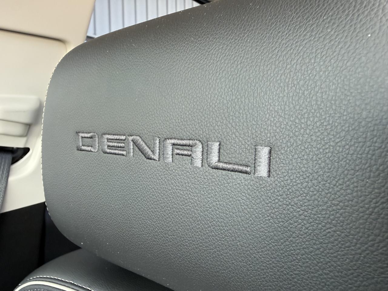 2022 GMC Acadia Denali Knoxville TN