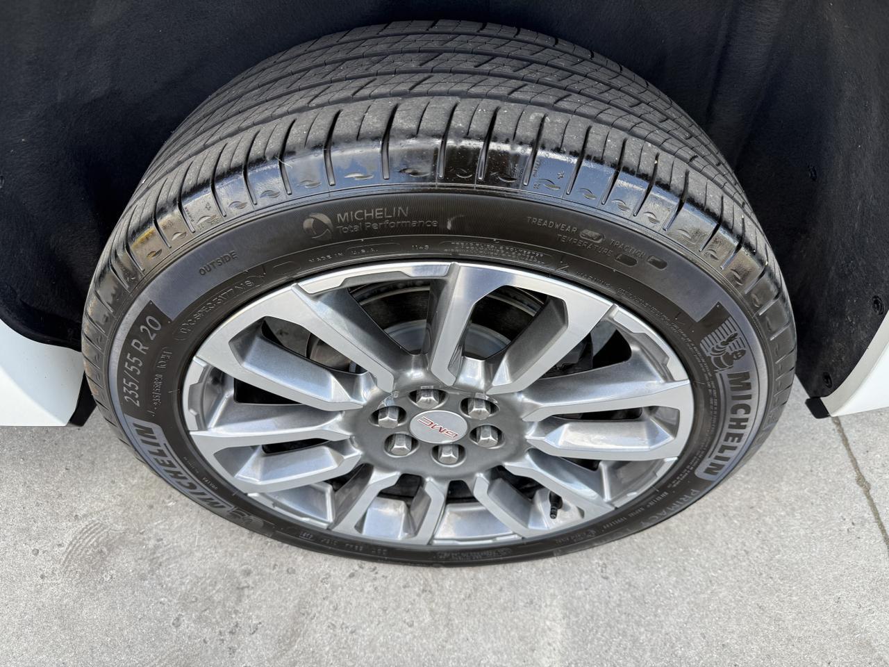 2022 GMC Acadia Denali Knoxville TN