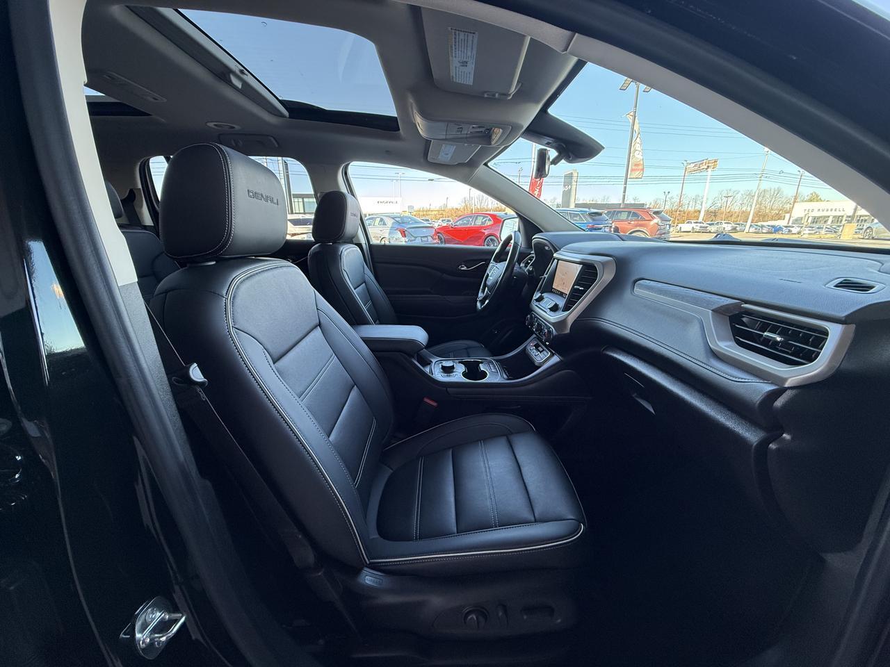 2022 GMC Acadia Denali Knoxville TN