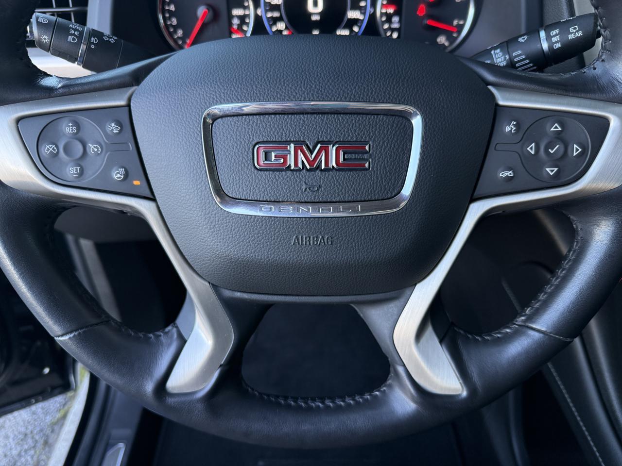 2022 GMC Acadia Denali Knoxville TN