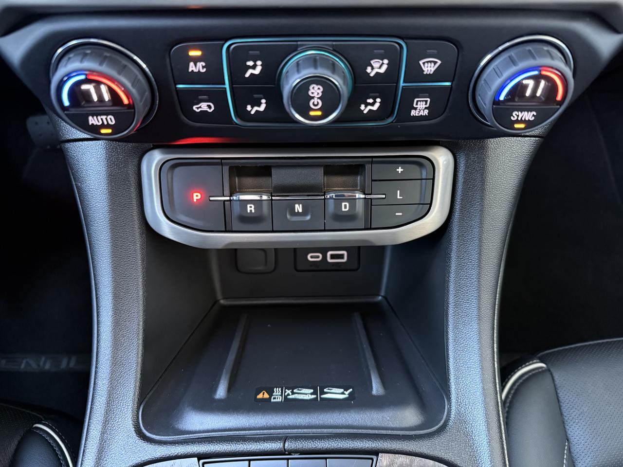 2022 GMC Acadia Denali Knoxville TN