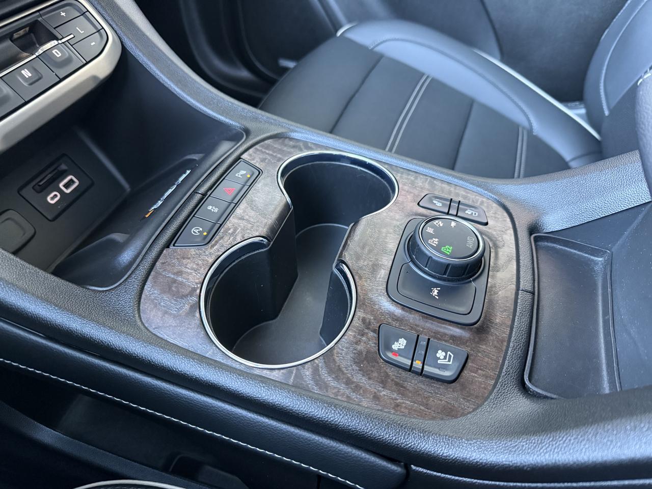 2022 GMC Acadia Denali Knoxville TN