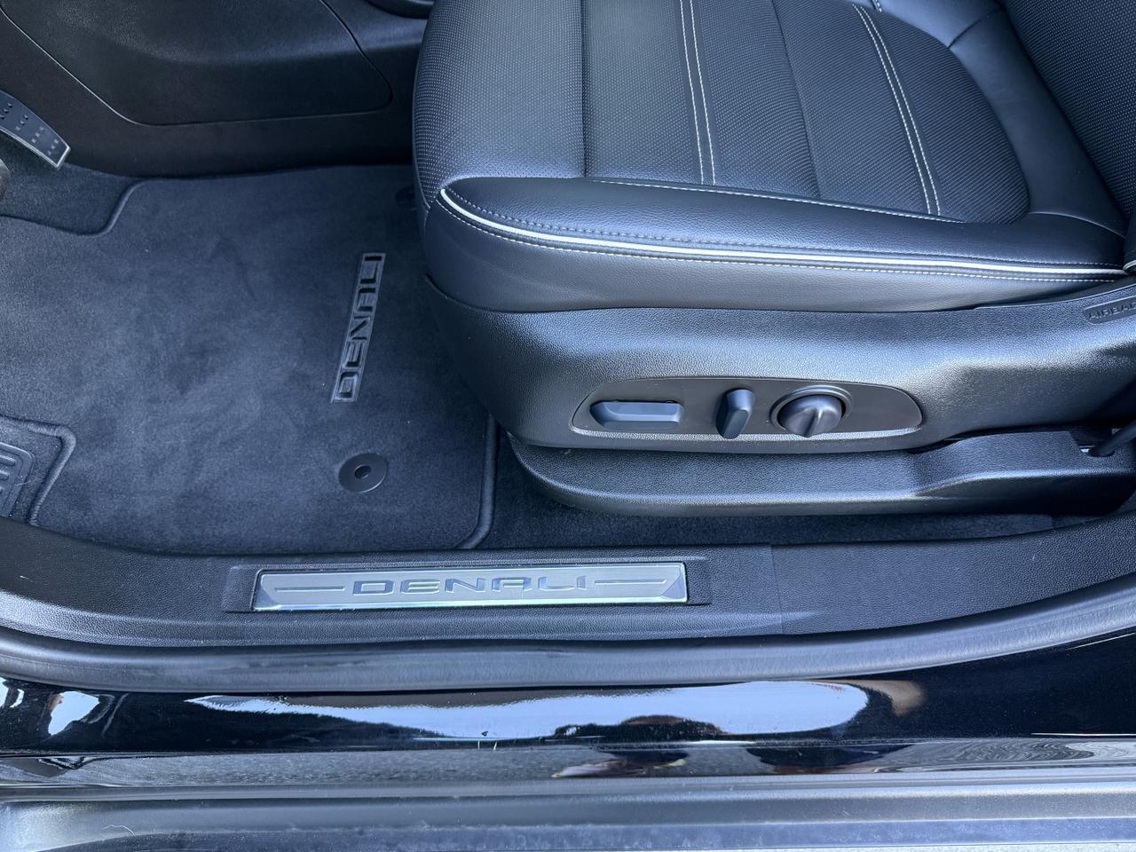 2022 GMC Acadia Denali Knoxville TN