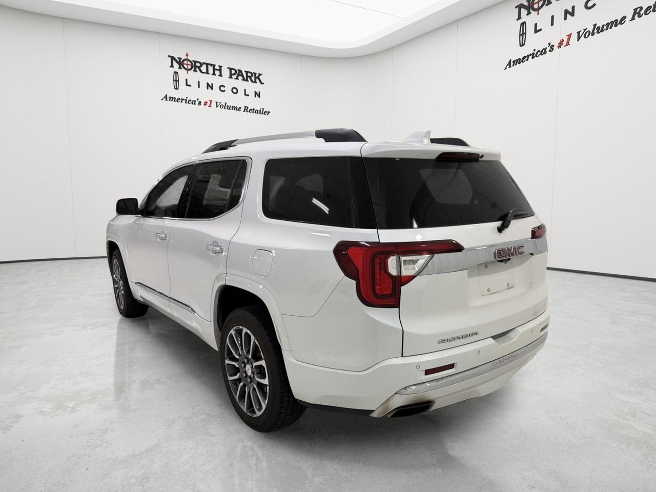 2022 GMC Acadia Denali