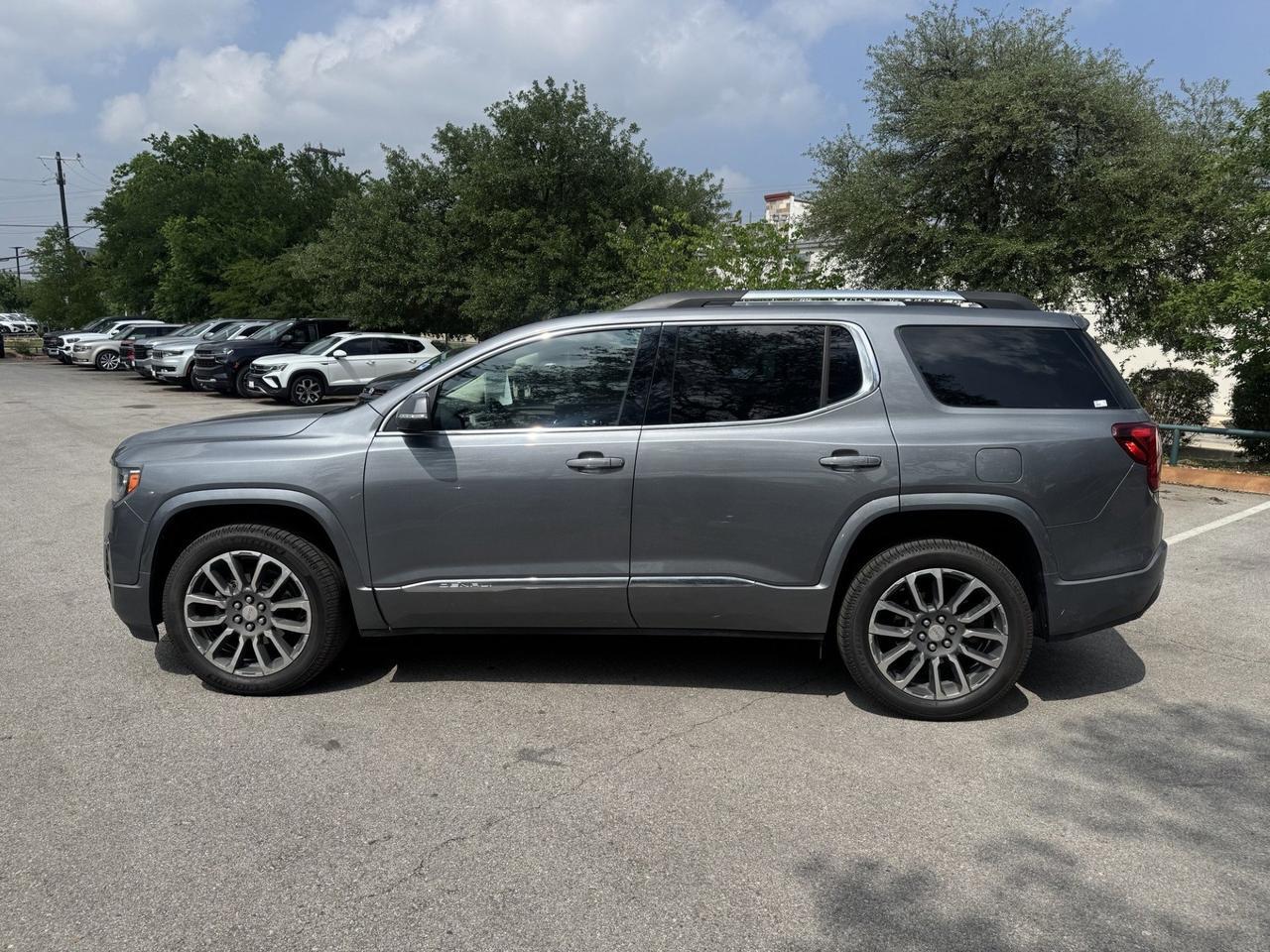 2022 GMC Acadia Denali