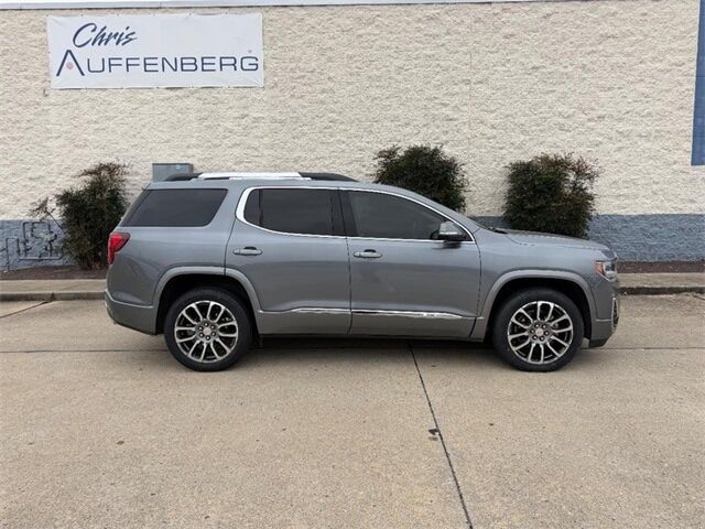 2022 GMC Acadia Denali