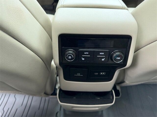 2022 GMC Acadia Denali Cape Girardeau MO