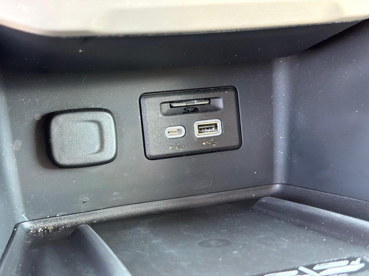 2022 GMC Acadia Denali Hagerstown MD