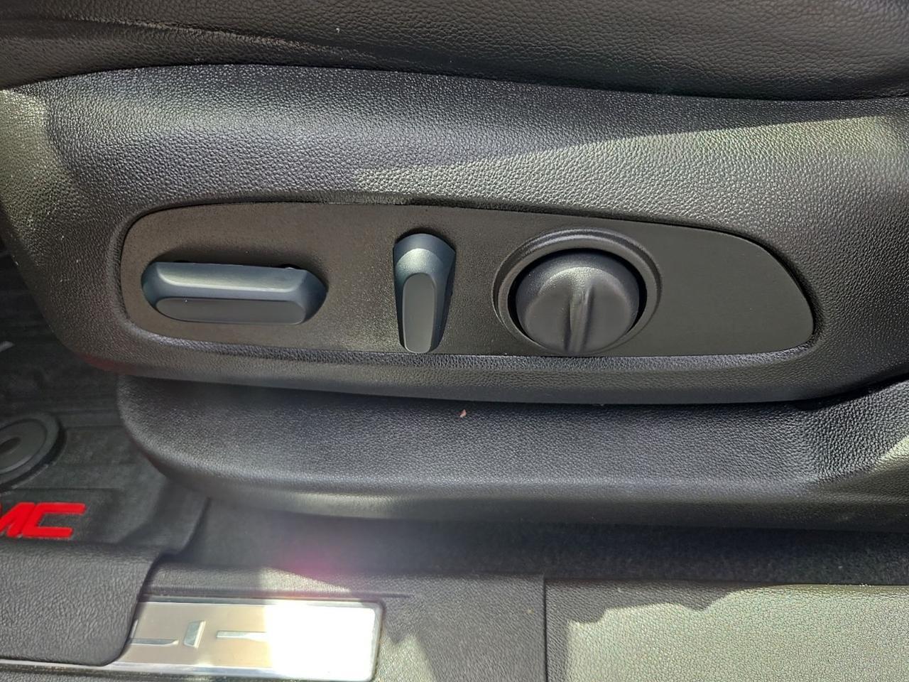 2022 GMC Acadia Denali Fredericksburg VA