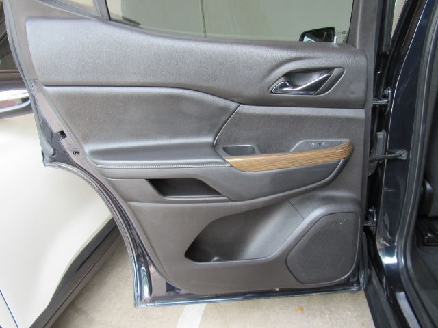2022 GMC Acadia FWD SLE Plano TX