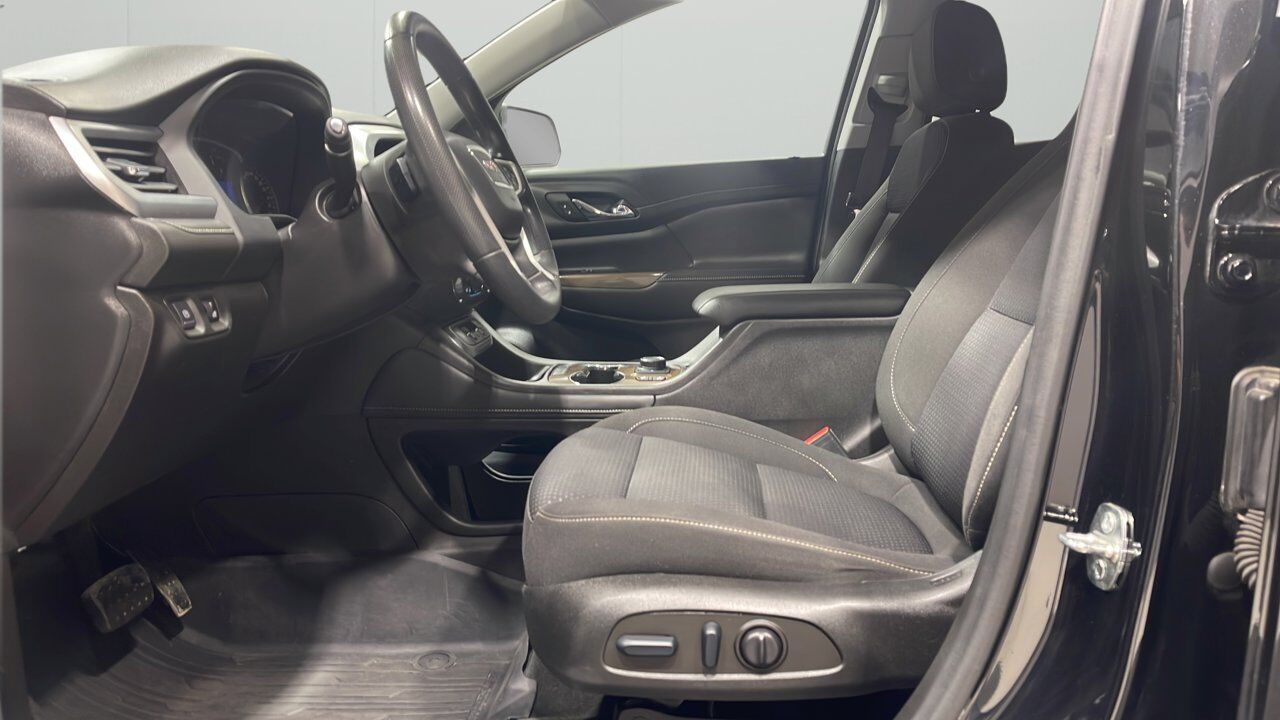 2022 GMC Acadia SLE Sherwood Park AB