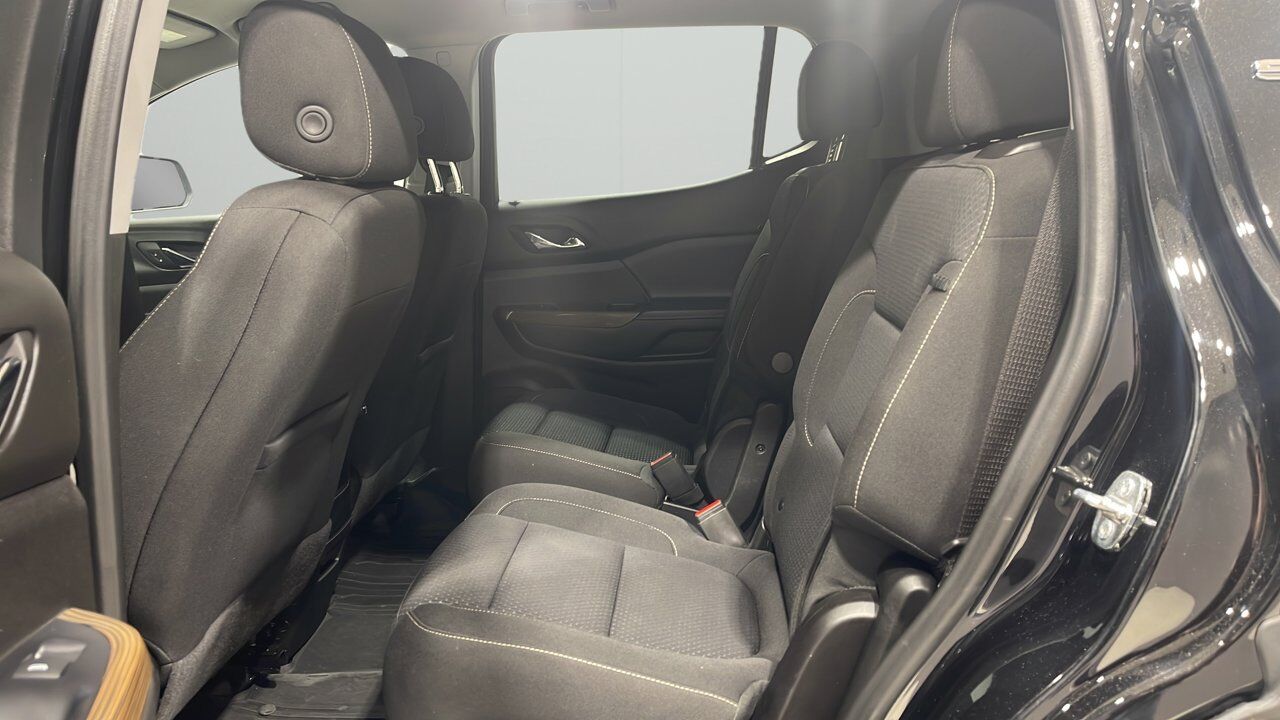 2022 GMC Acadia SLE Sherwood Park AB