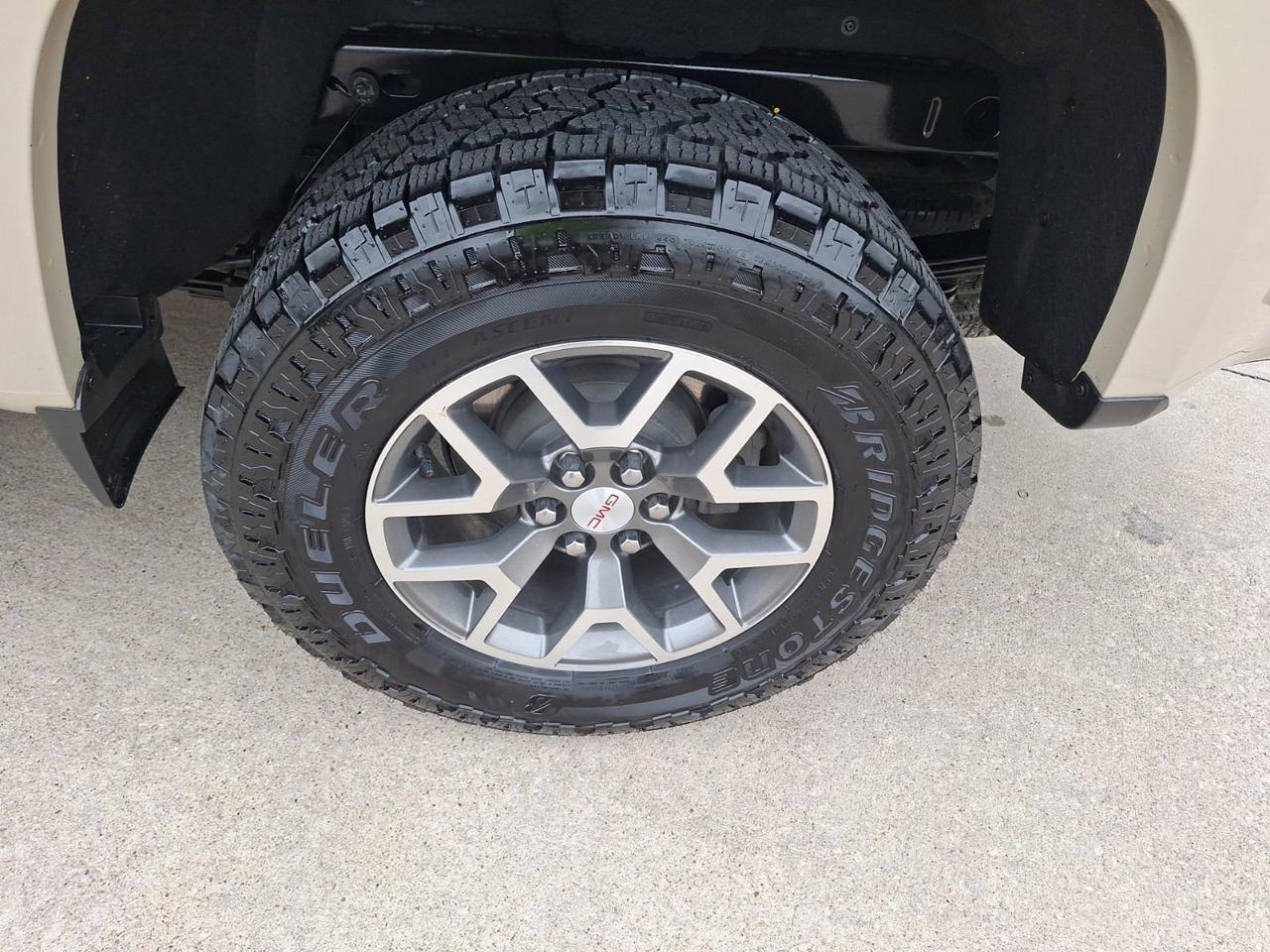 2022 GMC Canyon 4WD AT4 w/Leather Hurst TX