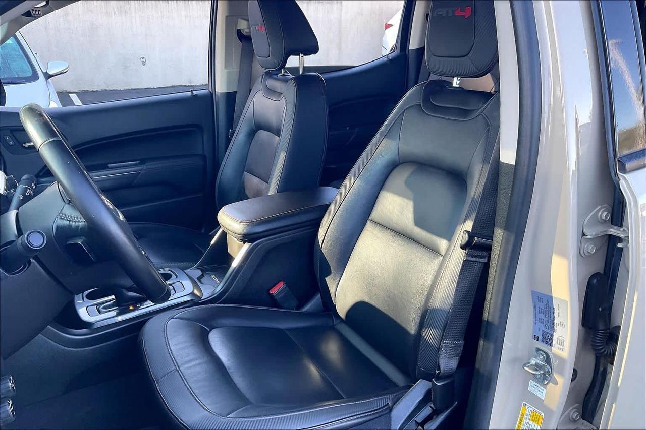 2022 GMC Canyon 4WD AT4 w/Leather Roseville CA