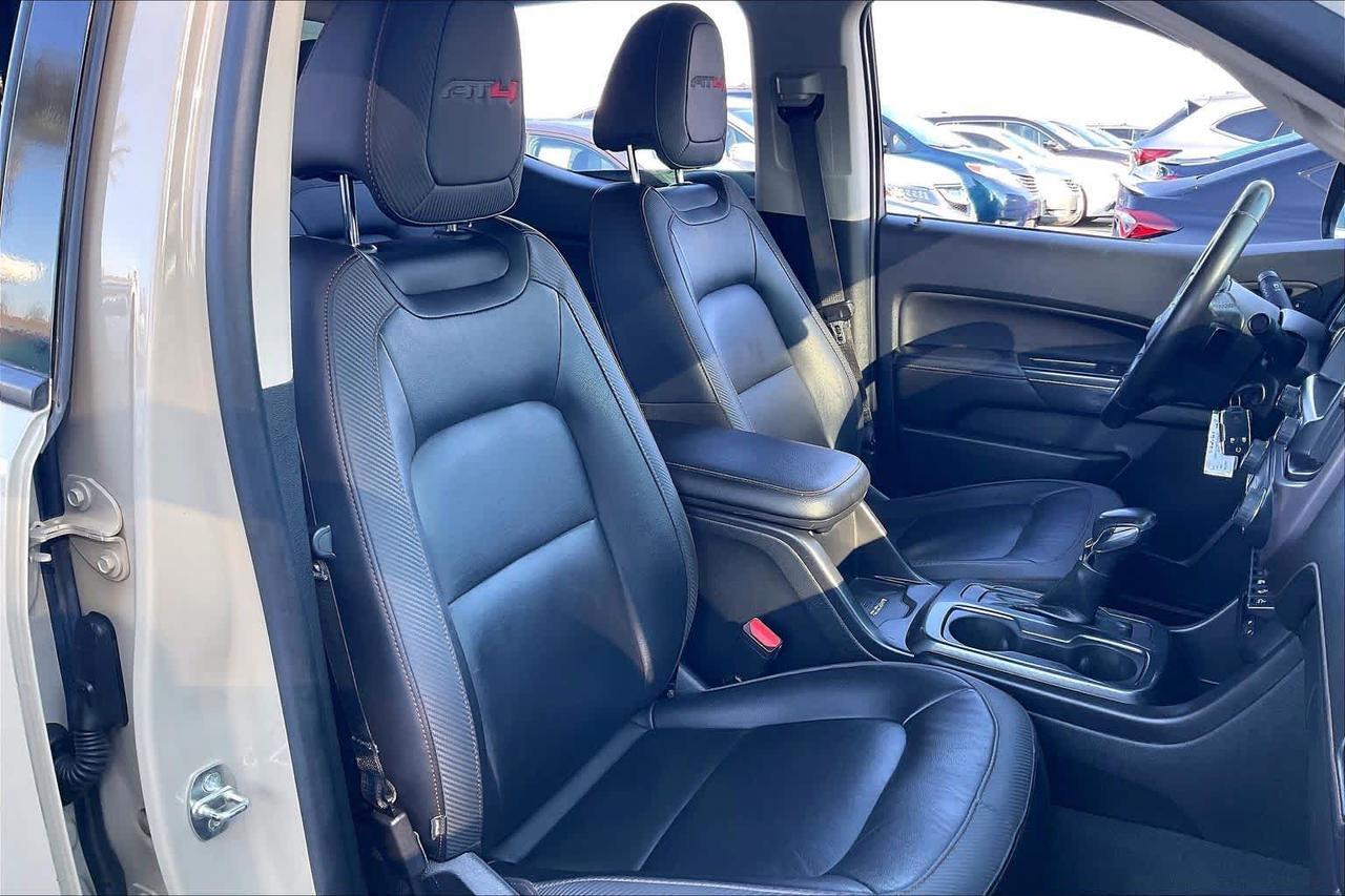 2022 GMC Canyon 4WD AT4 w/Leather Roseville CA