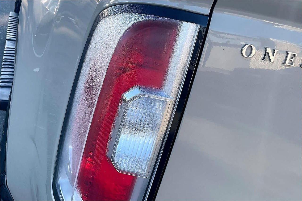 2022 GMC Canyon 4WD AT4 w/Leather Roseville CA